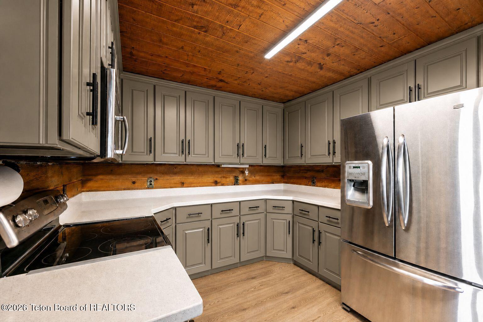 20 Elk Run Road Pinedale, WY 82941 - Photo 11 of 37 Updated kitchen