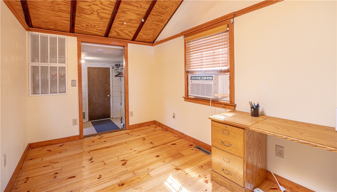 115 Mohawk Street Coventry, RI 02816 - Photo 22 of 25 Gallery Image 22