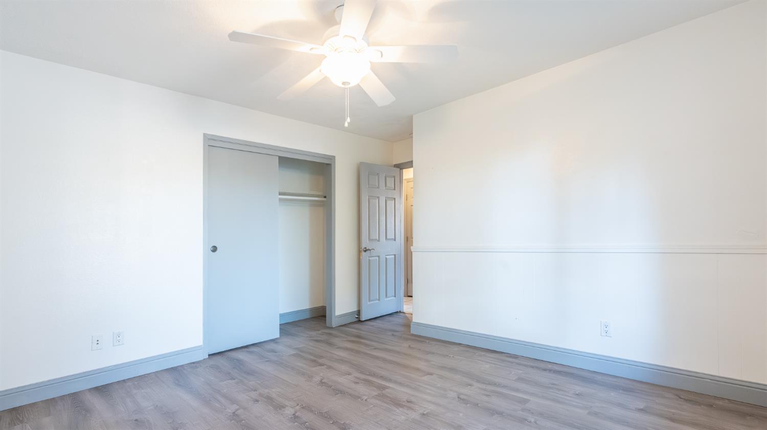 1717 Swift Avenue Clovis, CA 93611 - Photo 16 of 22