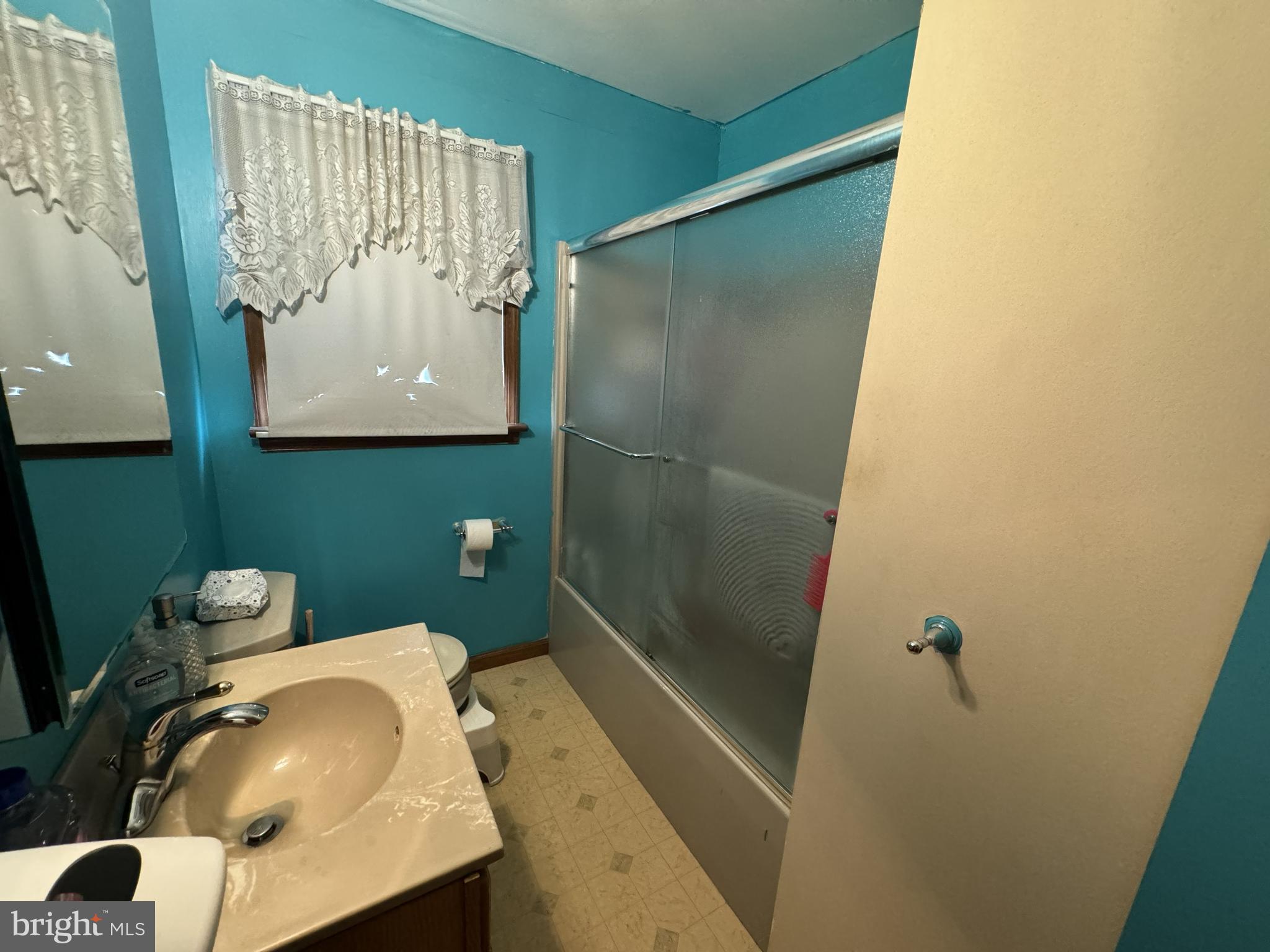 514 Filmore Street Riverside, NJ 08075 - Photo 14 of 28 Full Bath