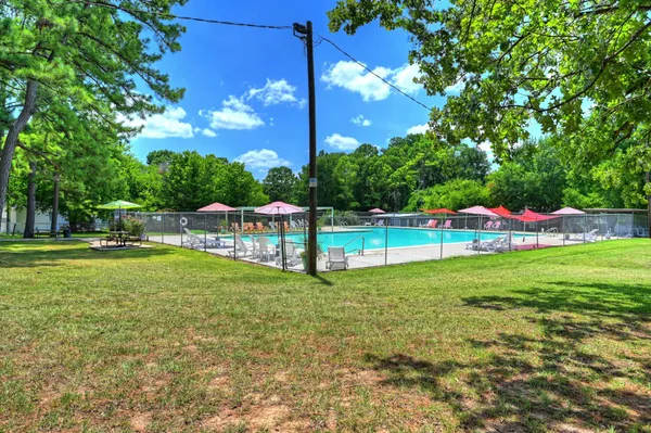 $1,450 | 9824 Arbor Oak, Willis, TX 77318