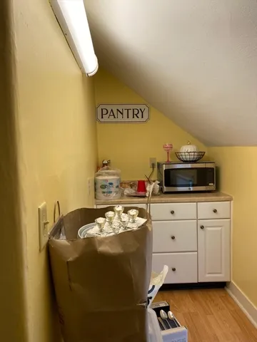 $1,500 | 269 Stetson Street, Unit 3, Fall River, MA 02720