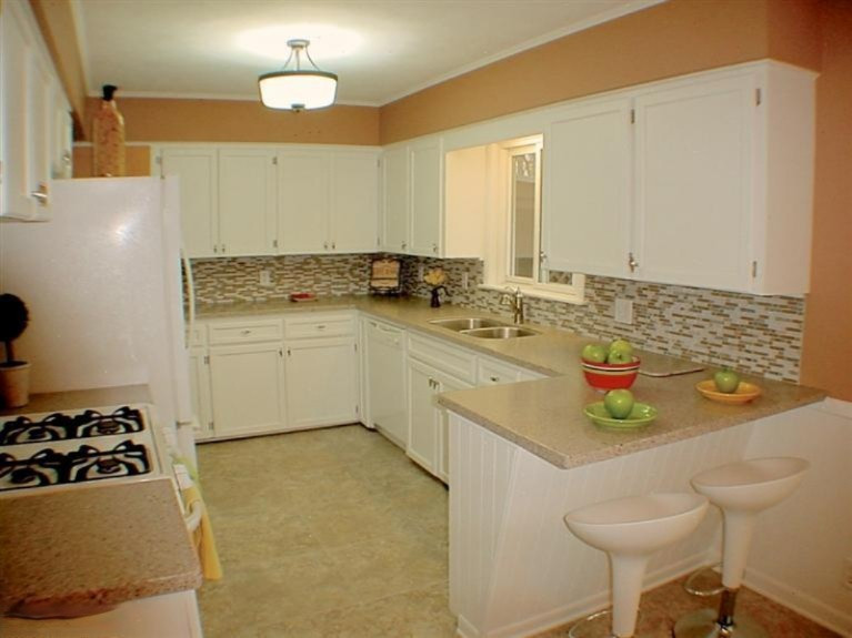 61 Lynden Road Holland, MI 49423 - Photo 4 of 13 Additional Photo