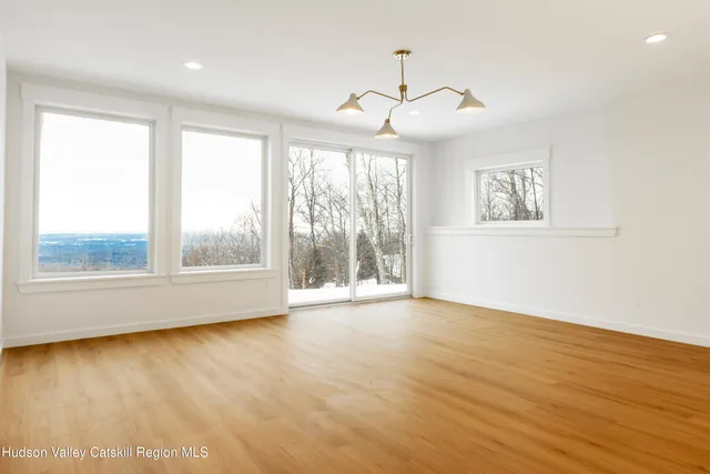 $1,195,000 | 368 Marl Road, Pine Bush, NY 12566