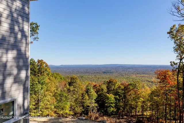 $1,195,000 | 368 Marl Road, Pine Bush, NY 12566