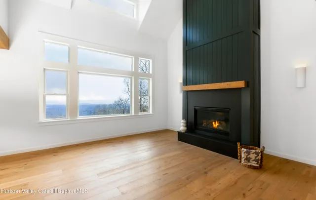 $1,195,000 | 368 Marl Road, Pine Bush, NY 12566