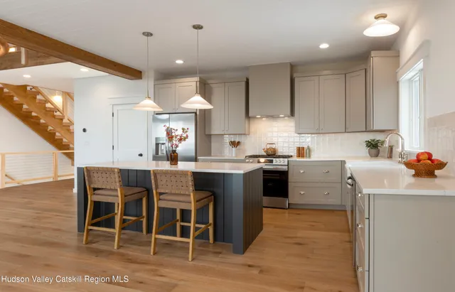 $1,195,000 | 368 Marl Road, Pine Bush, NY 12566