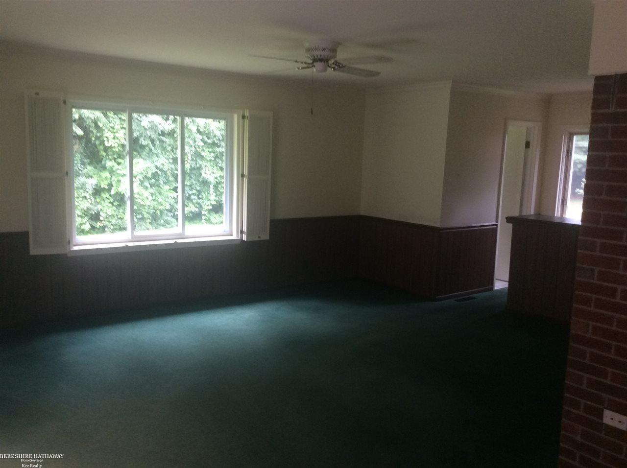 2140 Devonshire Road Bloomfield Hills, MI 48302 - Photo 14 of 24