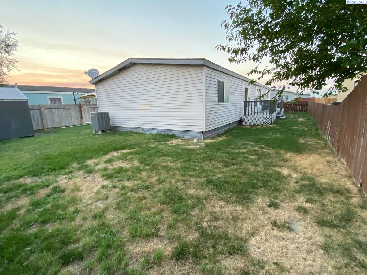 200802 East Game Farm Road, Unit 138 Kennewick, WA 99337 - Photo 3 of 20 Gallery Image 3