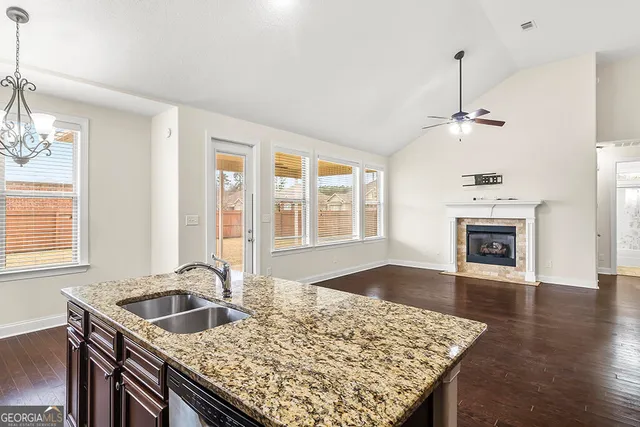 $299,900 | 131 Savannah Lane, Bonaire, GA 31005