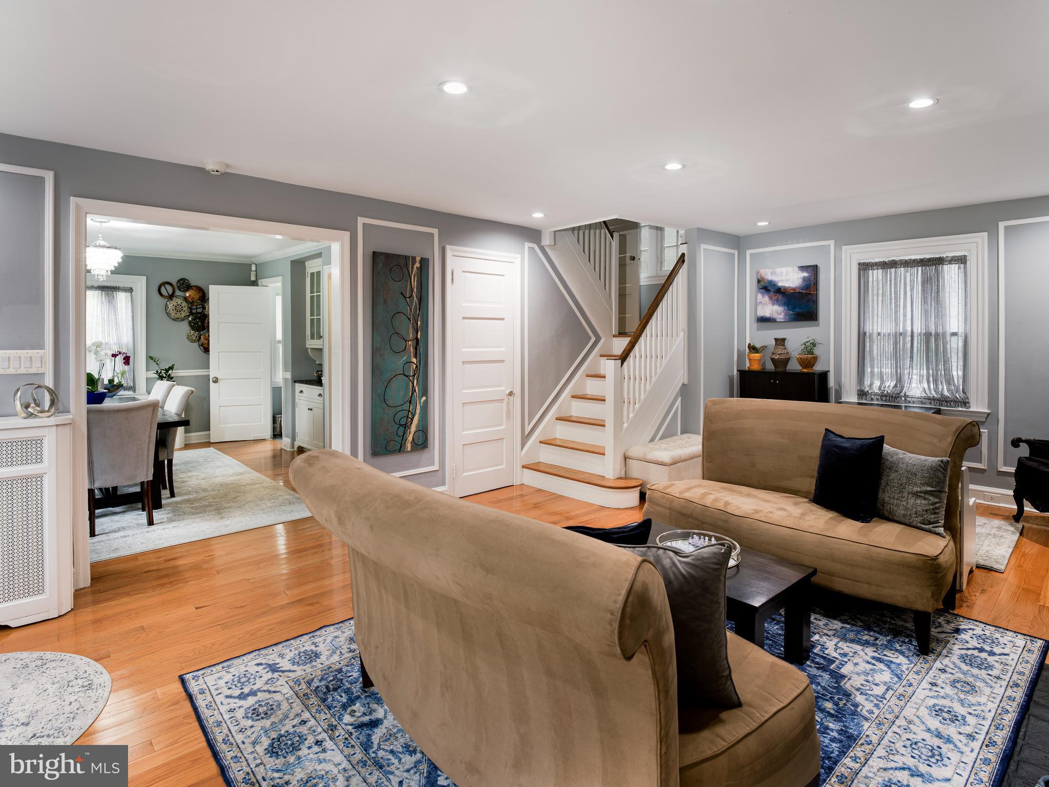 31 Snowden Road Bala Cynwyd, PA 19004 - Photo 3 of 36 Living Room