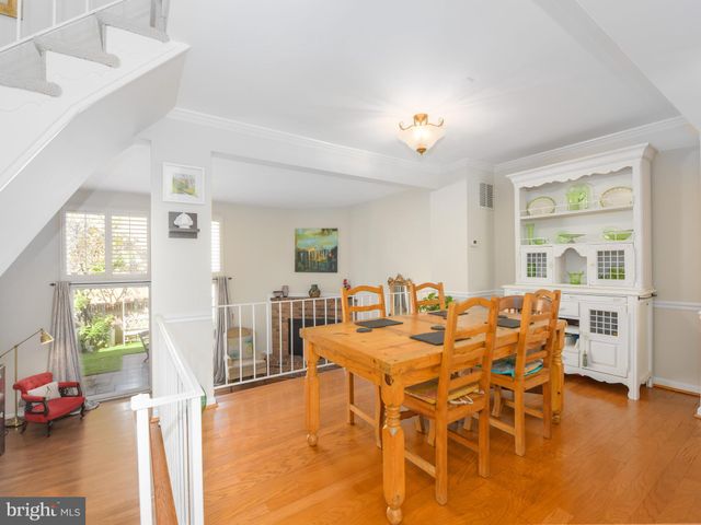 $828,000 | 1302 Commonwealth Avenue, Alexandria, VA 22301