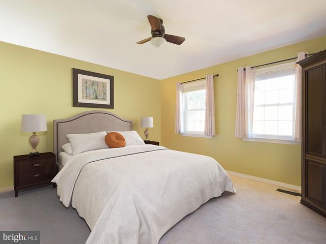 $828,000 | 1302 Commonwealth Avenue, Alexandria, VA 22301