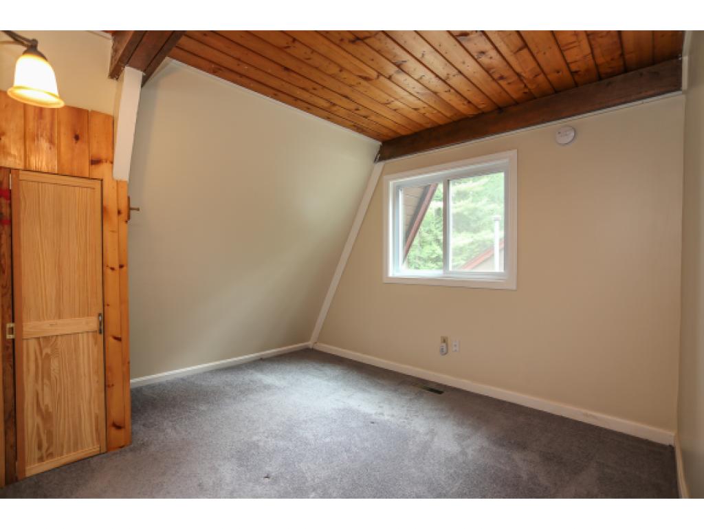 22 Walnut Hill Road Derry, NH 03038 - Photo 24 of 36