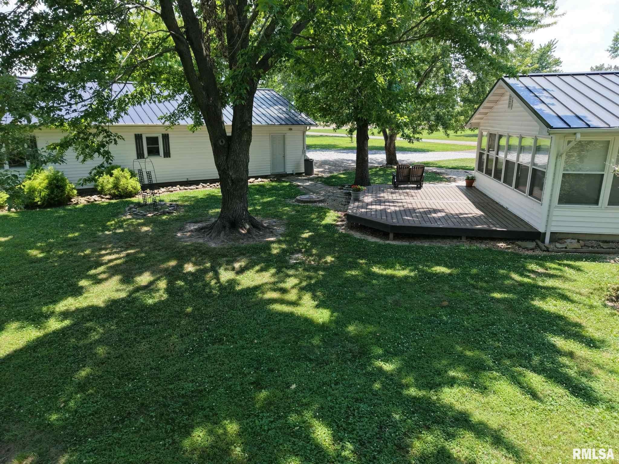 13919 Hamilton Pike Road Whittington, IL 62897 - Photo 5 of 26