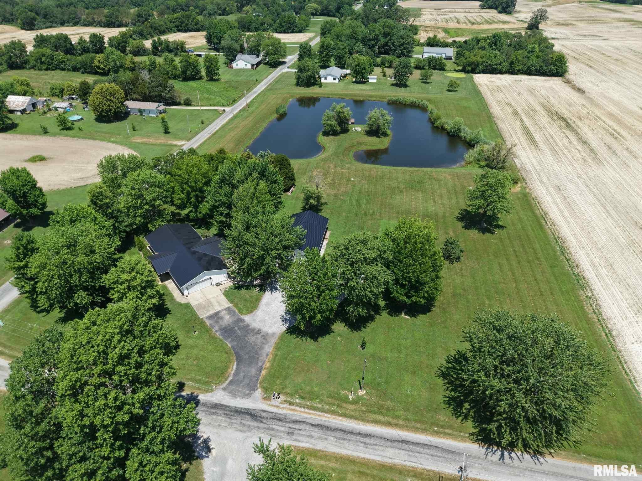 13919 Hamilton Pike Road Whittington, IL 62897 - Photo 8 of 26