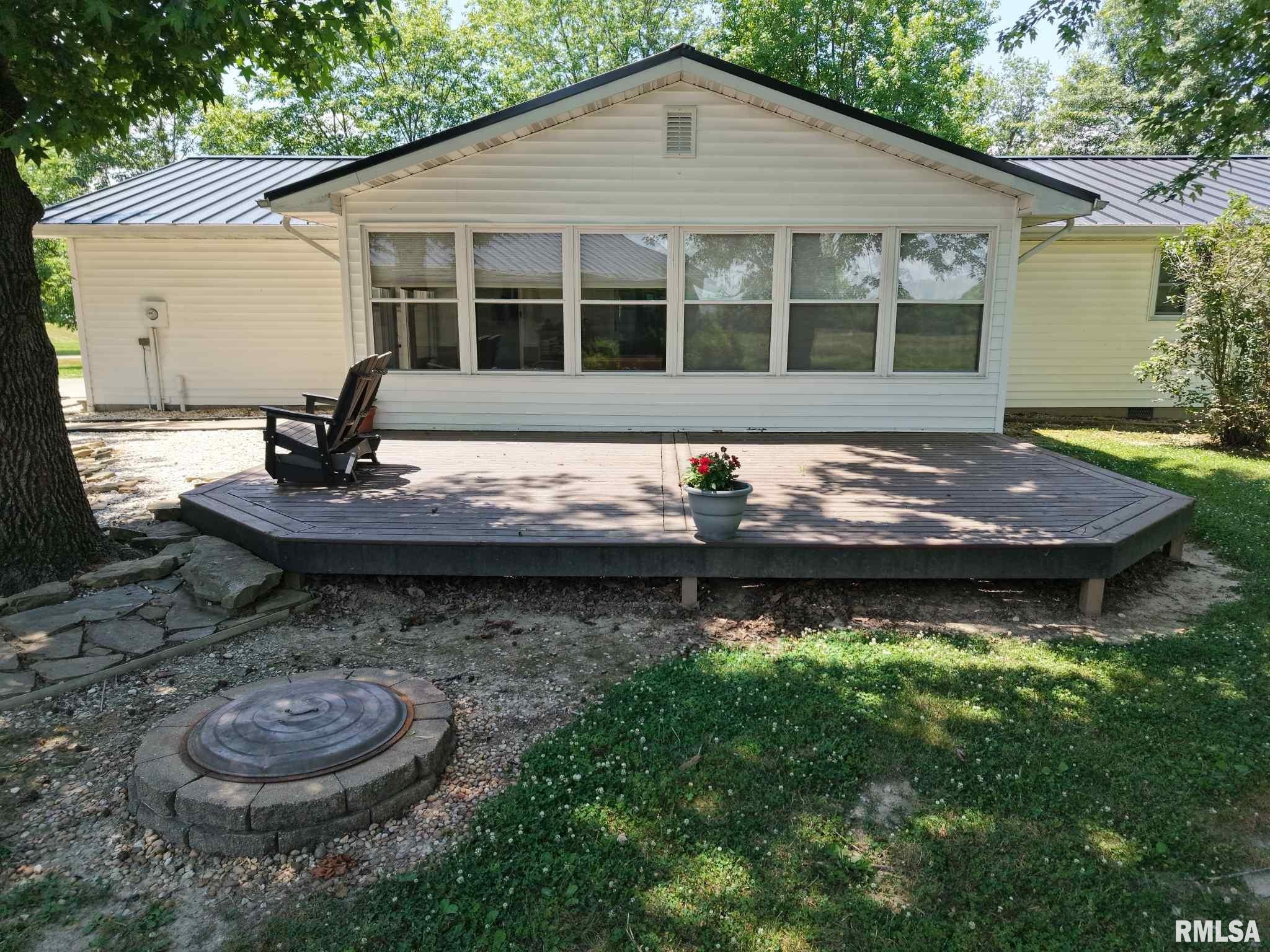 13919 Hamilton Pike Road Whittington, IL 62897 - Photo 9 of 26