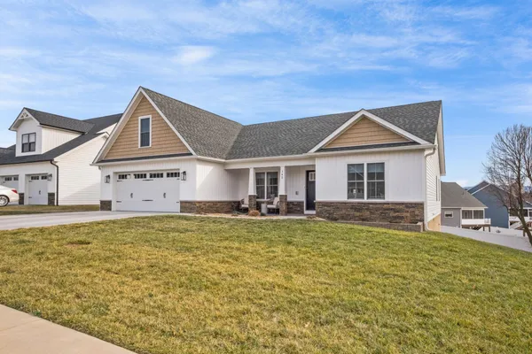 $539,500 | 142 Lindburgh Drive, Waynesboro, VA 22980