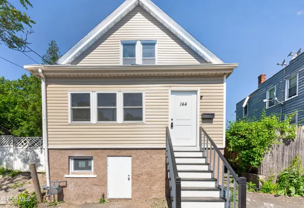 $240,000 | 144 Hawk Street South, Albany, NY 12202