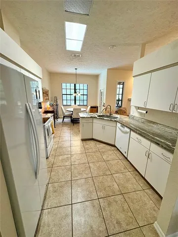 $2,695 | 7964 Roundelay Drive, New Port Richey, FL 34654