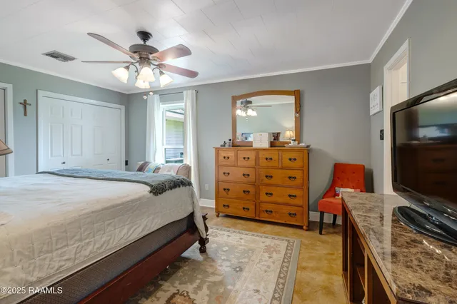 $299,000 | 121 Bayou Side Drive, Loreauville, LA 70552