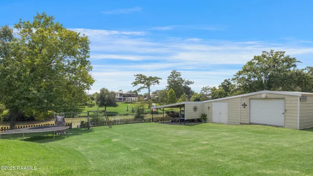 $299,000 | 121 Bayou Side Drive, Loreauville, LA 70552