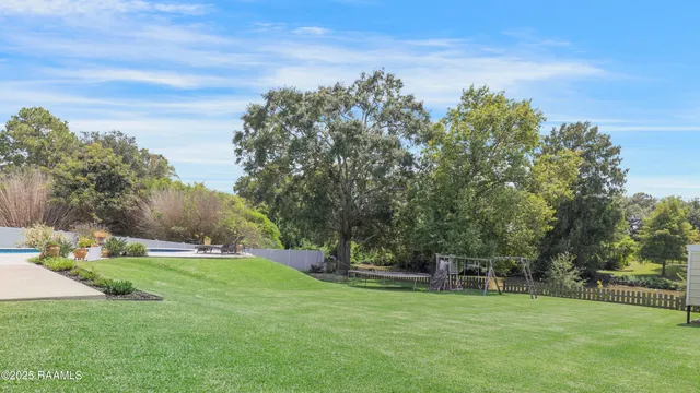 $299,000 | 121 Bayou Side Drive, Loreauville, LA 70552