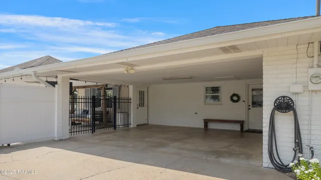 $299,000 | 121 Bayou Side Drive, Loreauville, LA 70552