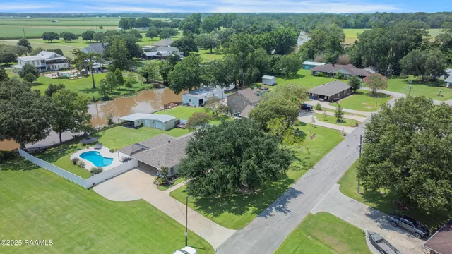 $299,000 | 121 Bayou Side Drive, Loreauville, LA 70552