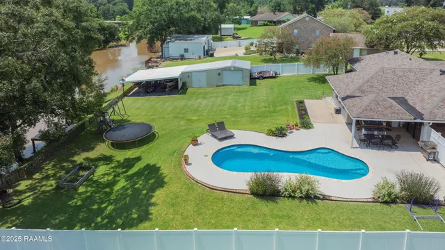 $299,000 | 121 Bayou Side Drive, Loreauville, LA 70552