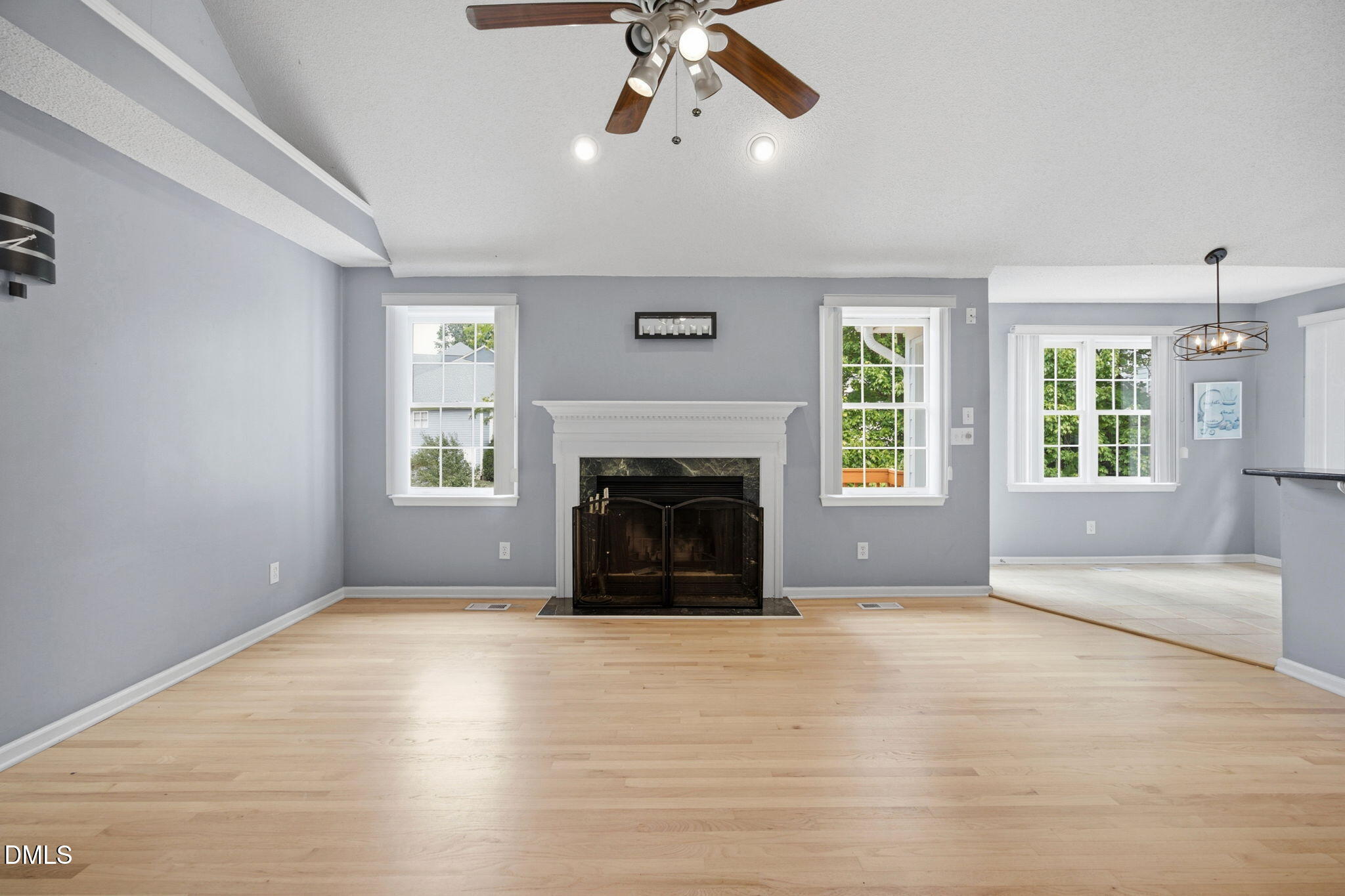 11113 North Radner Way Raleigh, NC 27613 - Photo 6 of 24 33-web-or-mls-IMG_3963_edit