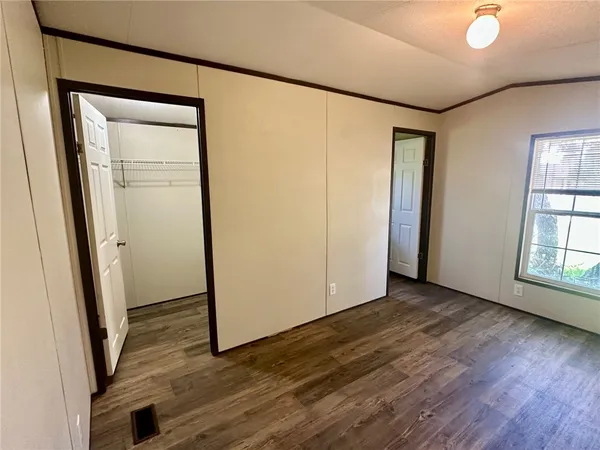 $1,350 | 1522 16th Street, Unit 7, Rockport, TX 78382