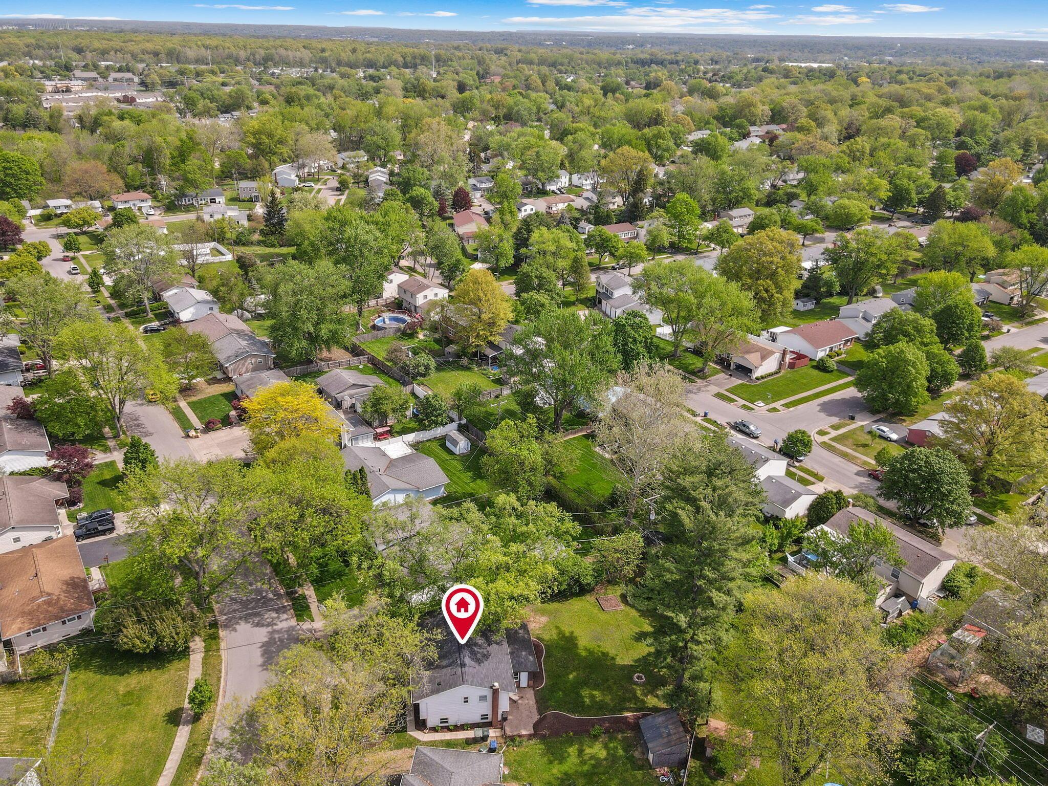 6436 Faircrest Road Columbus, OH 43229 - Photo 51 of 54 74-web-or-mls-DJI_0593 - Copy