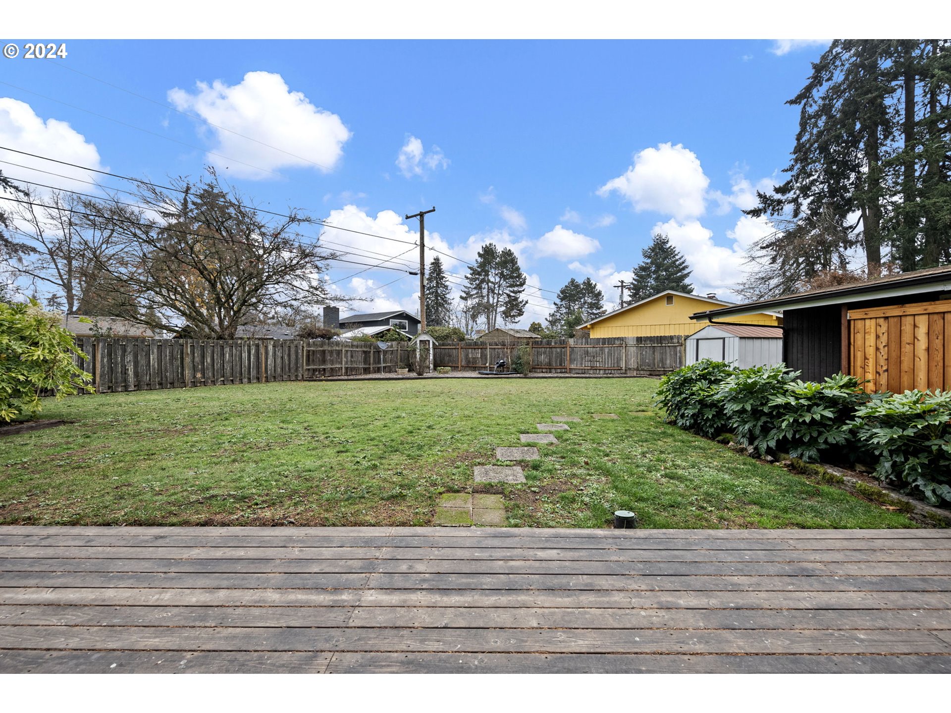 494 Winston Place Springfield, OR 97477 - Photo 12 of 48 a view of outdoor space and yard