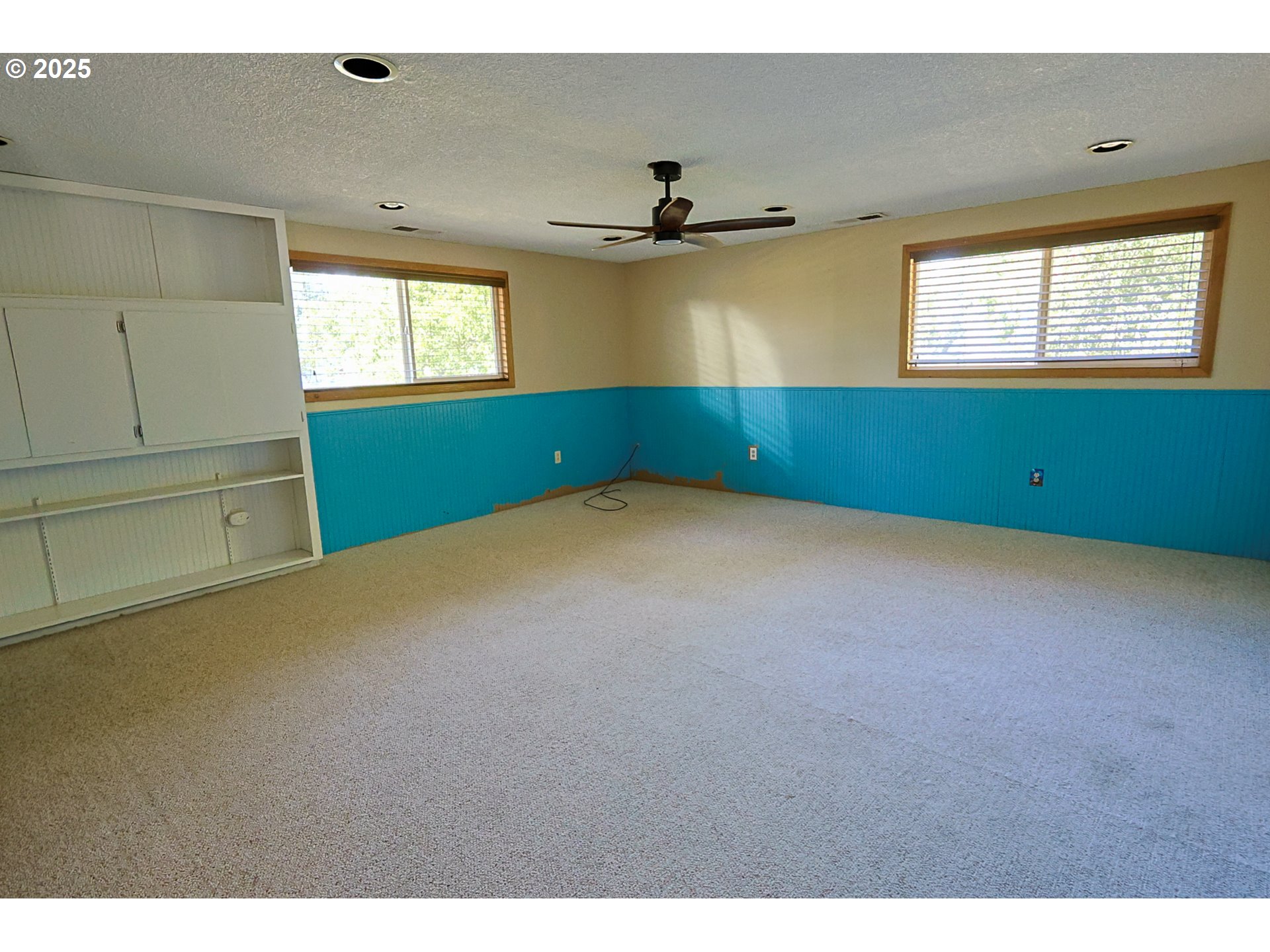60031 Fairview Road Coquille, OR 97423 - Photo 13 of 47 Living Room/Dining Room