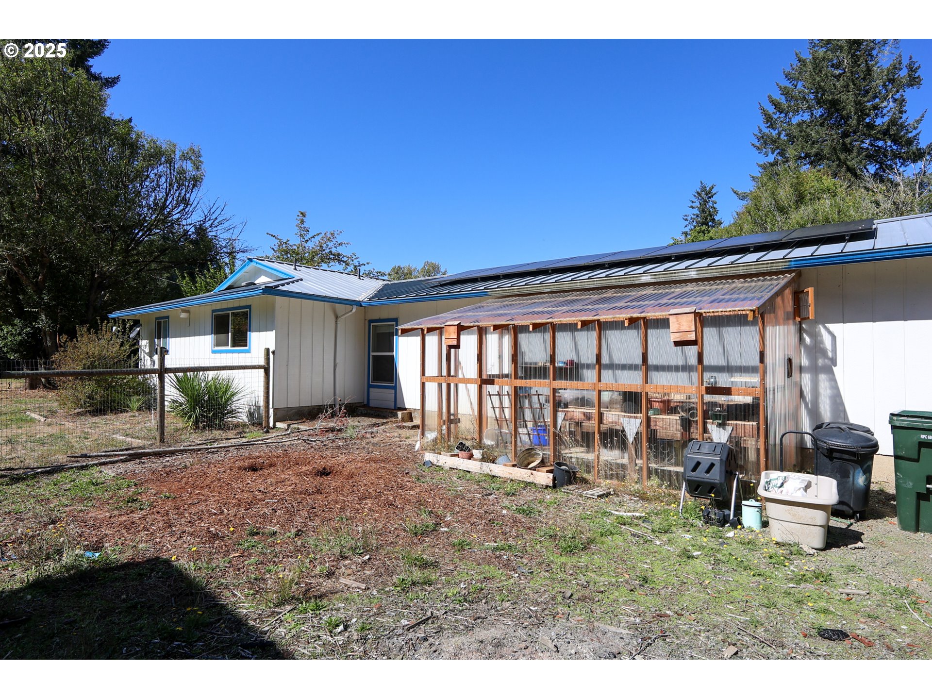 60031 Fairview Road Coquille, OR 97423 - Photo 31 of 47 Garage