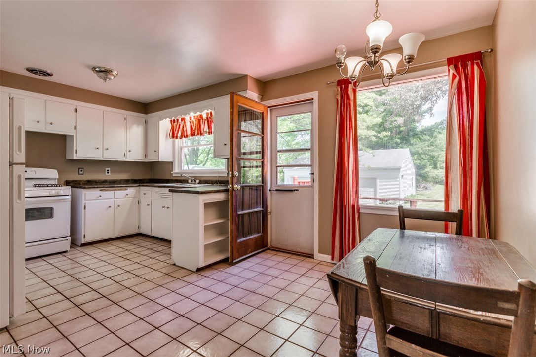609 Trebisky Road Cleveland, OH 44143 - Photo 6 of 21