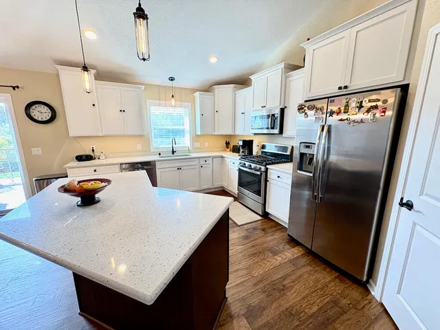 $529,900 | 8425 Westminster Drive, Sturtevant, WI 53177