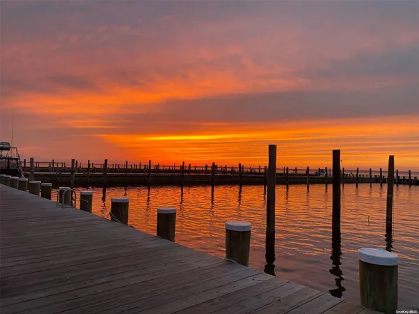 $8,500 | 343 Dehnhoff, Ocean Beach, NY 11770