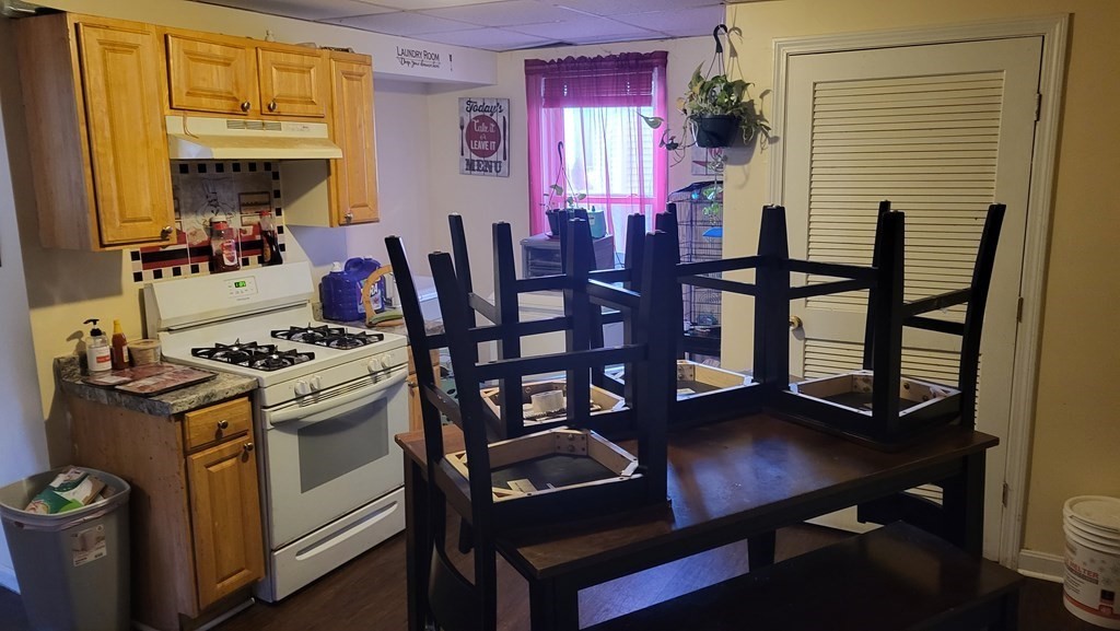 222 Cumberland Road Lowell, MA 01850 - Photo 4 of 25 Gallery Image 4