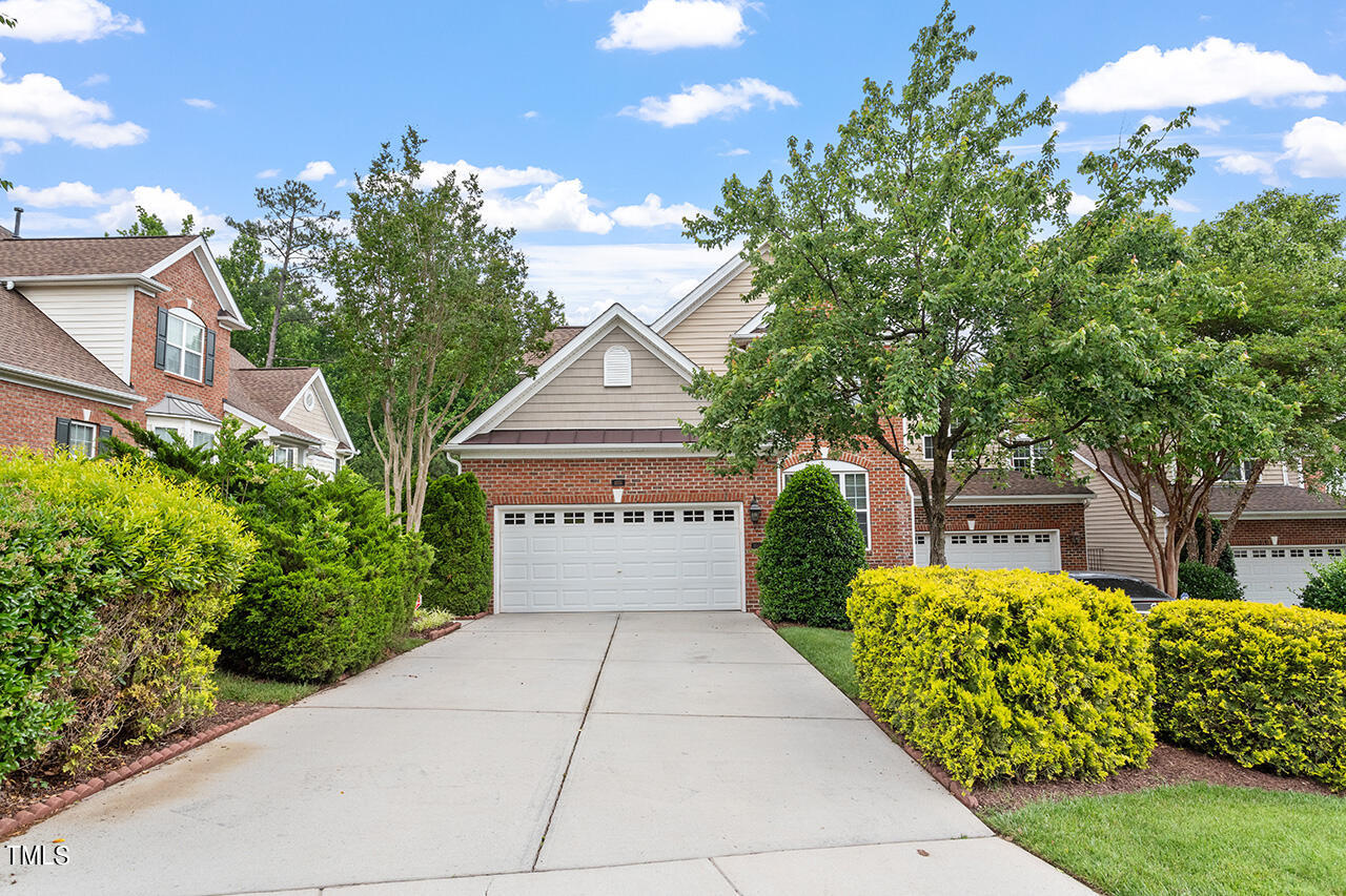 11551 Auldbury Way Raleigh, NC 27617 - Photo 2 of 38 11551 Auldbury Way_02