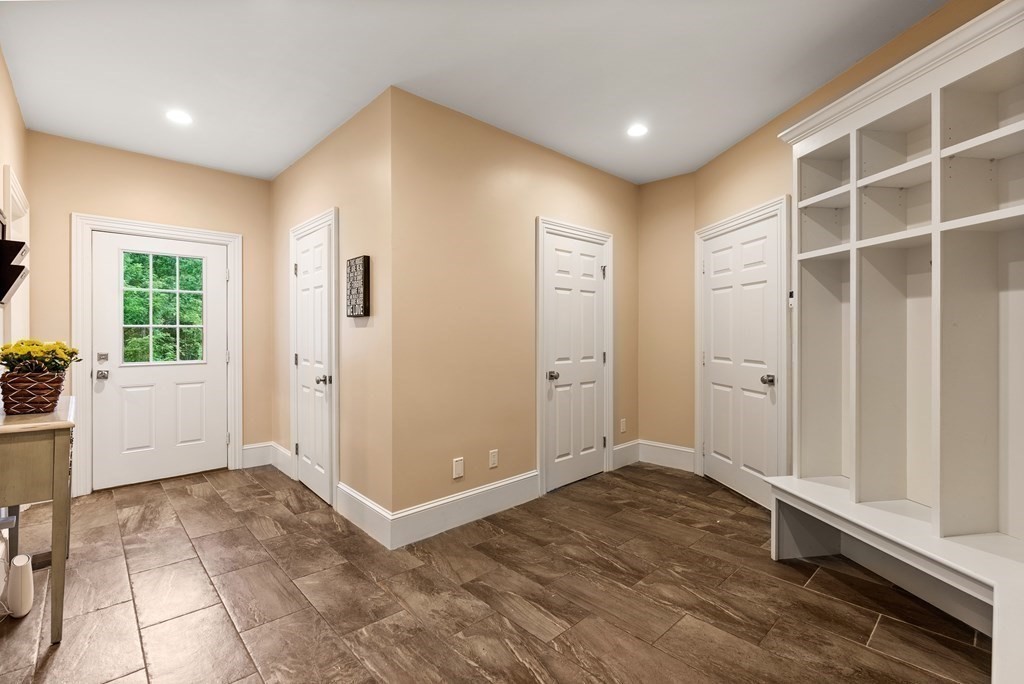 4 Fields Lane Wayland, MA 01778 - Photo 16 of 39