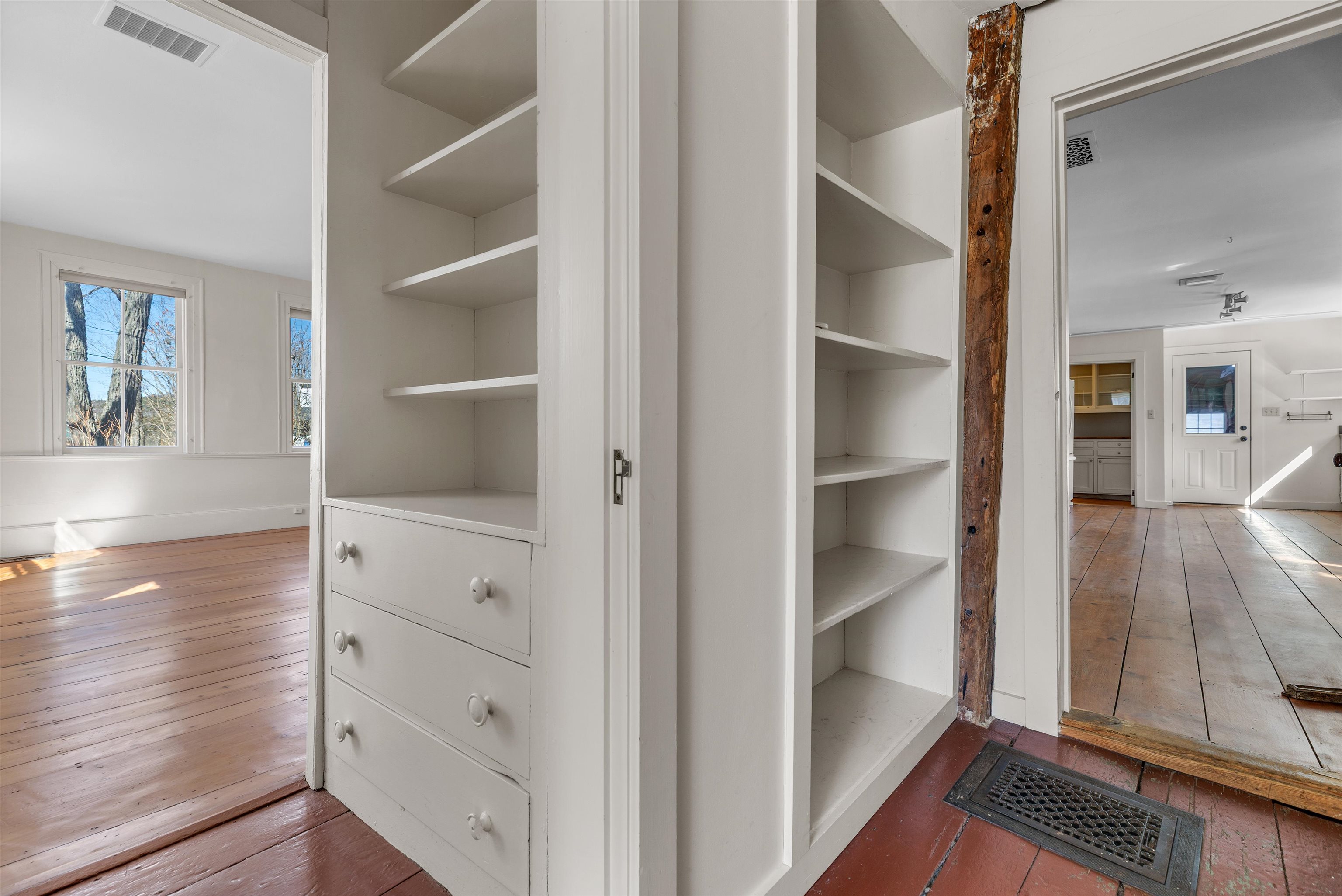 85 Academy Road Thetford, VT 05075 - Photo 9 of 48 Gallery Image 9