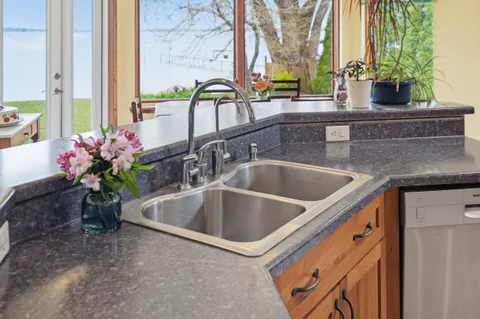 $1,595,000 | 1904 Barber Drive, Stoughton, WI 53589