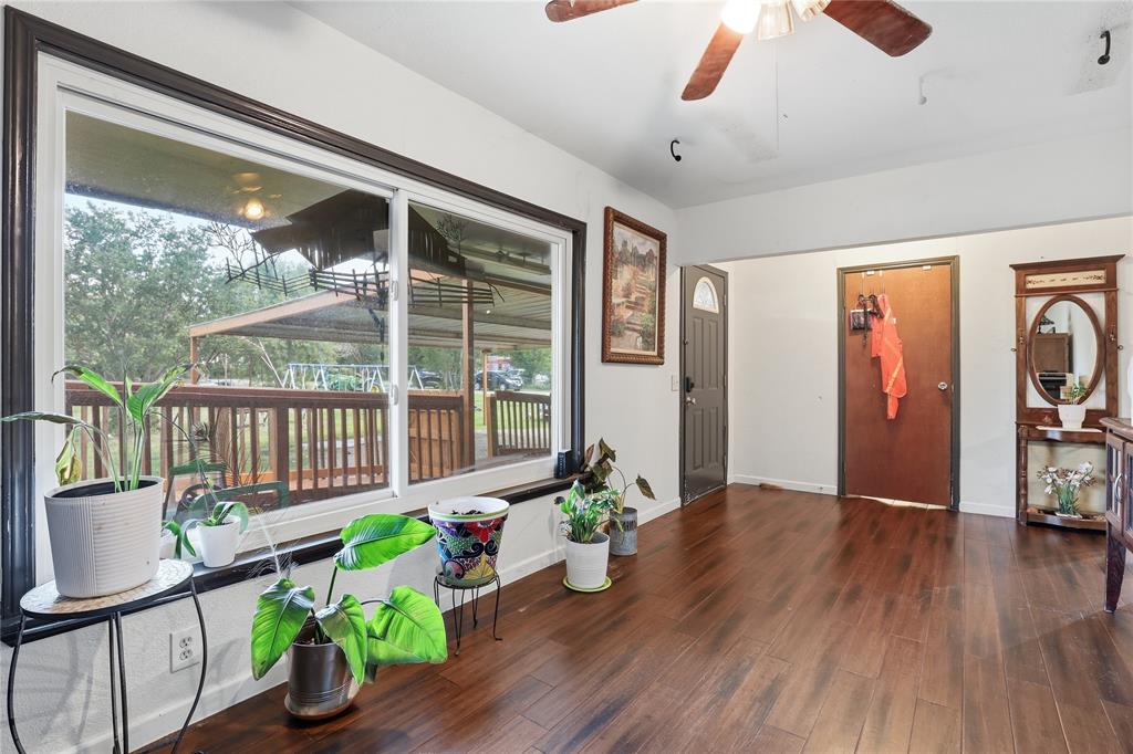 1517 Wiggins Road Maypearl, TX 76064 - Photo 7 of 31