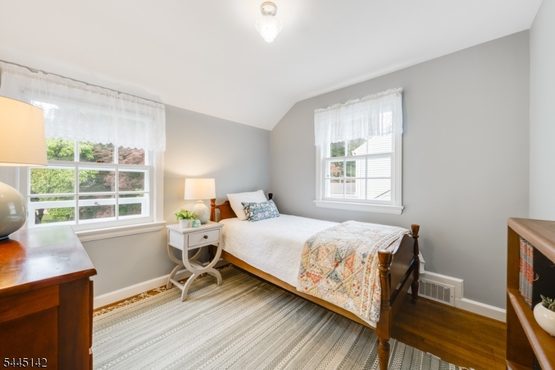 34 Colfax Road Springfield, NJ 07081 - Photo 22 of 26