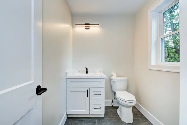 $639,900 | 21 Speare Road, Unit B, Hudson, NH 03051