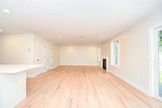 $639,900 | 21 Speare Road, Unit B, Hudson, NH 03051