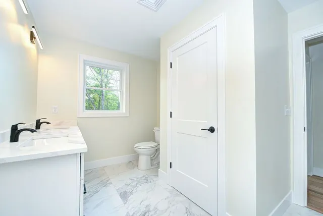 $639,900 | 21 Speare Road, Unit B, Hudson, NH 03051