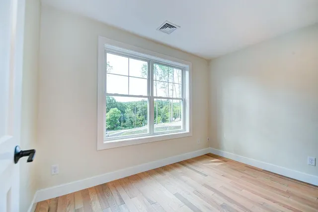 $639,900 | 21 Speare Road, Unit B, Hudson, NH 03051